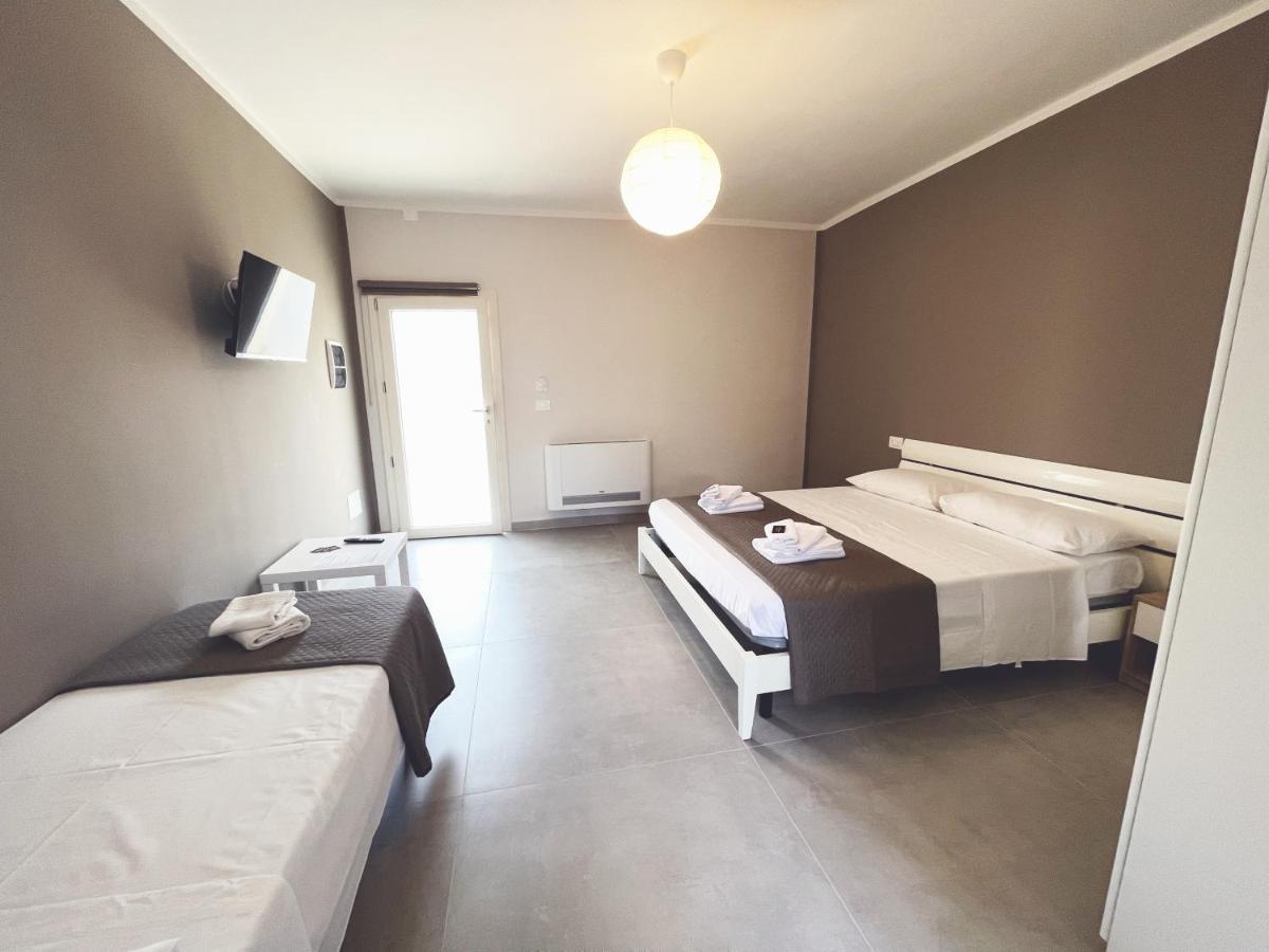 B&B Il Tirreno Cipollina Extérieur photo