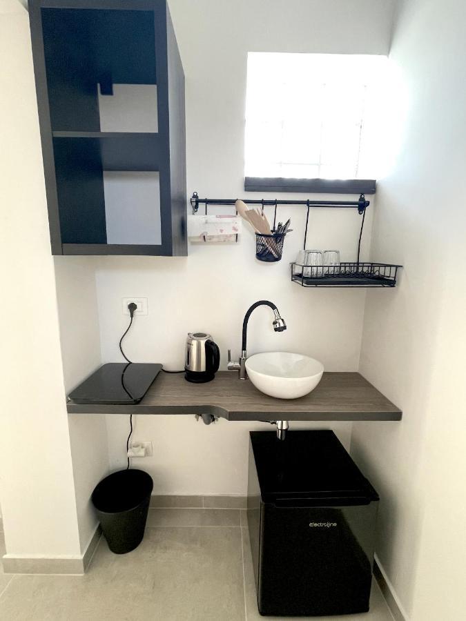 B&B Il Tirreno Cipollina Extérieur photo
